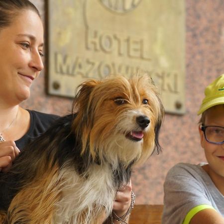 Hotel Mazowiecki Tomaszów Mazowiecki エクステリア 写真